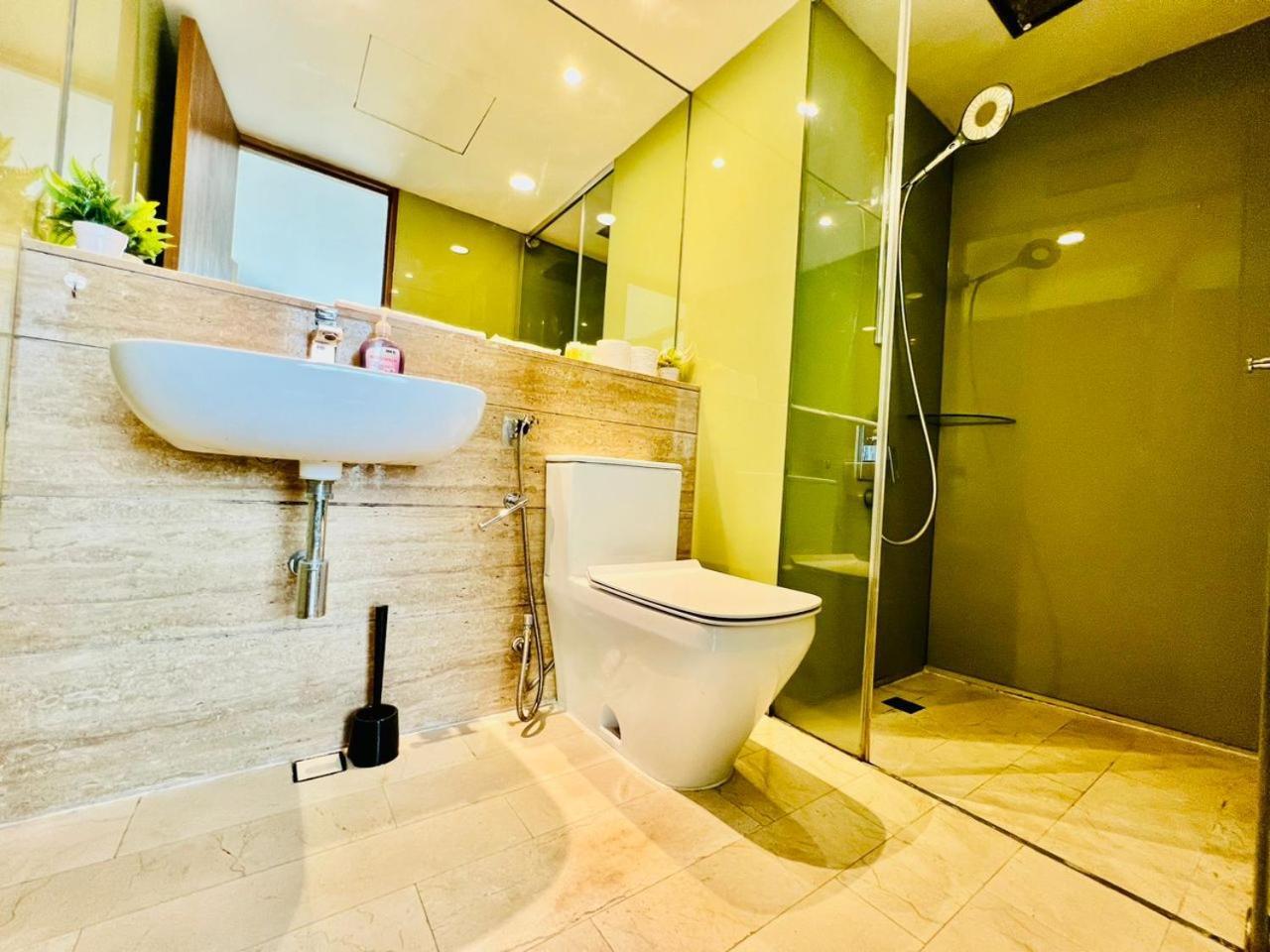 Vortex Suites Klcc By Moonlight Kuala Lumpur Extérieur photo