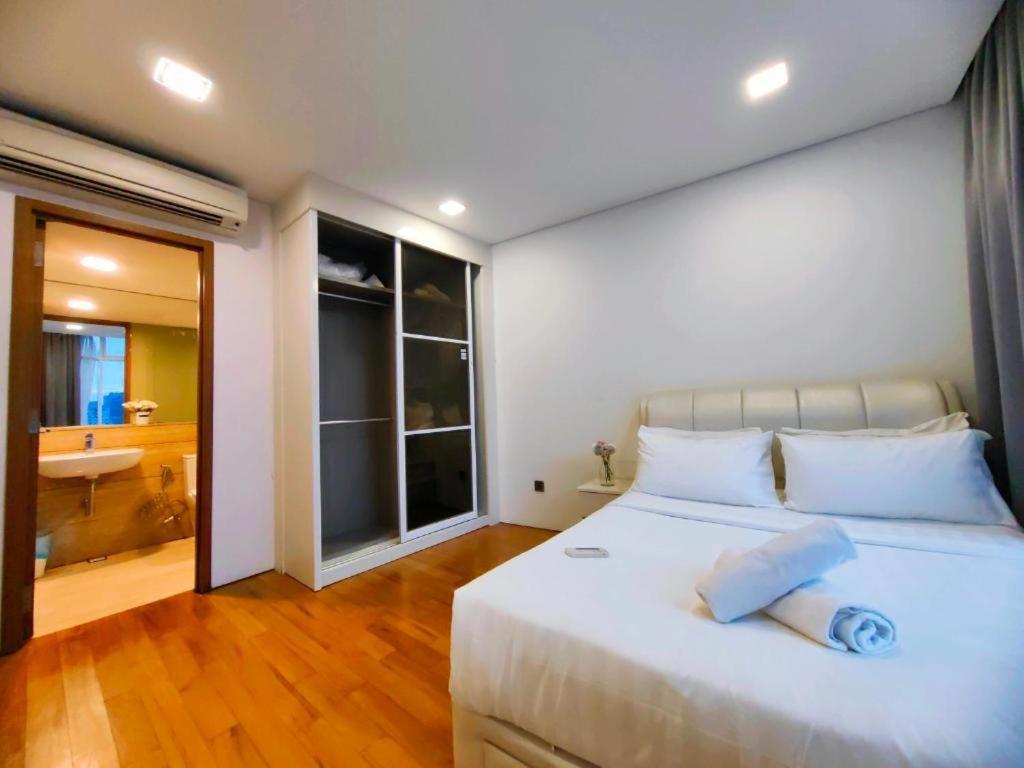 Vortex Suites Klcc By Moonlight Kuala Lumpur Extérieur photo