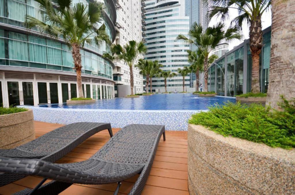 Vortex Suites Klcc By Moonlight Kuala Lumpur Extérieur photo